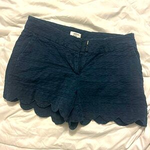 Crown & Ivy Scalloped Shorts size 2